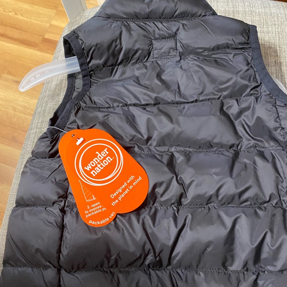 Puffer packable vest for little girl or boy - Picture 4 of 8